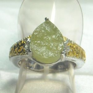 NWT Natural Drusy Quartz Ring